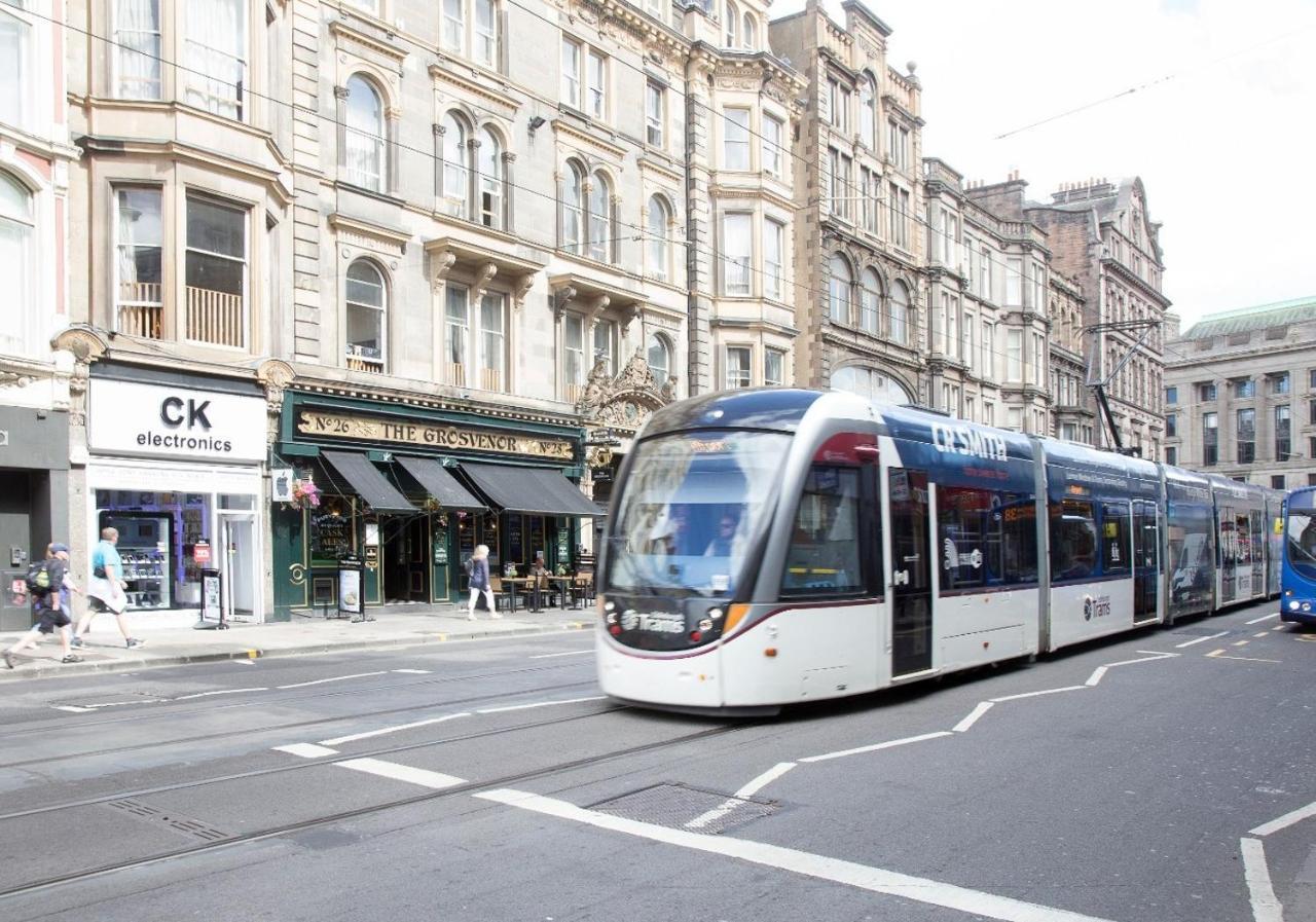 The Skyline - The Edinburgh Address Apartment ภายนอก รูปภาพ