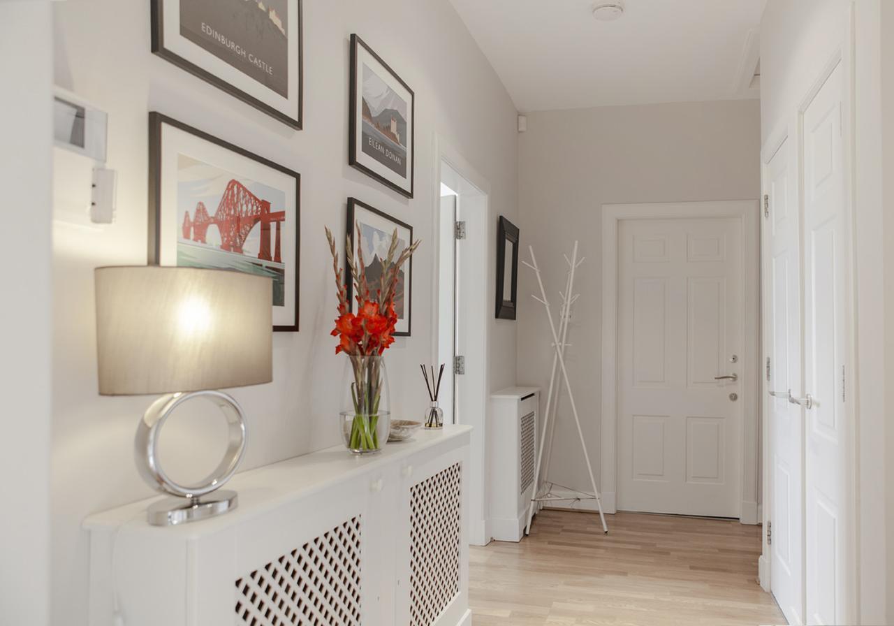 The Skyline - The Edinburgh Address Apartment ภายนอก รูปภาพ